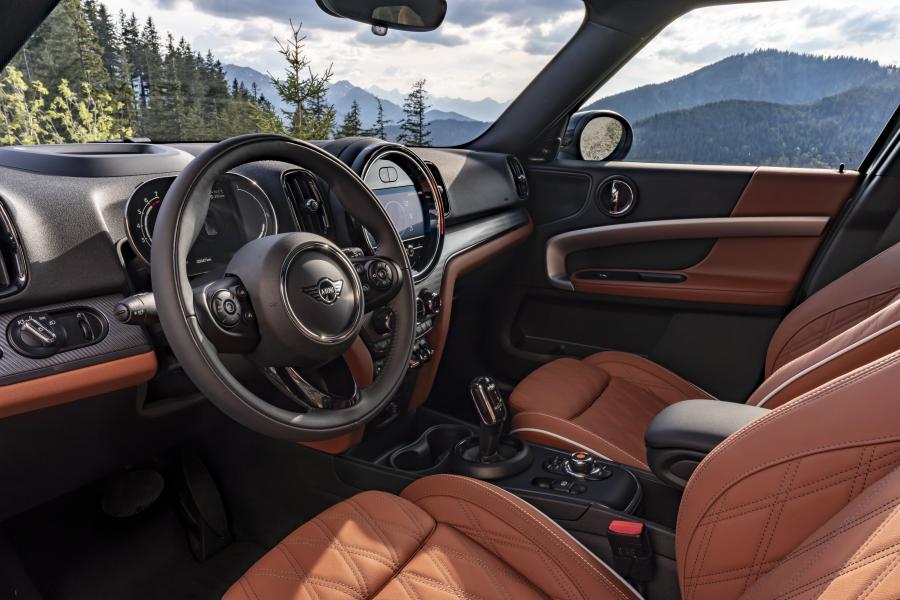 Интерьер Mini Cooper S Countryman ALL4 (F60) 2020 года  (WW) (фото 58 из 93)